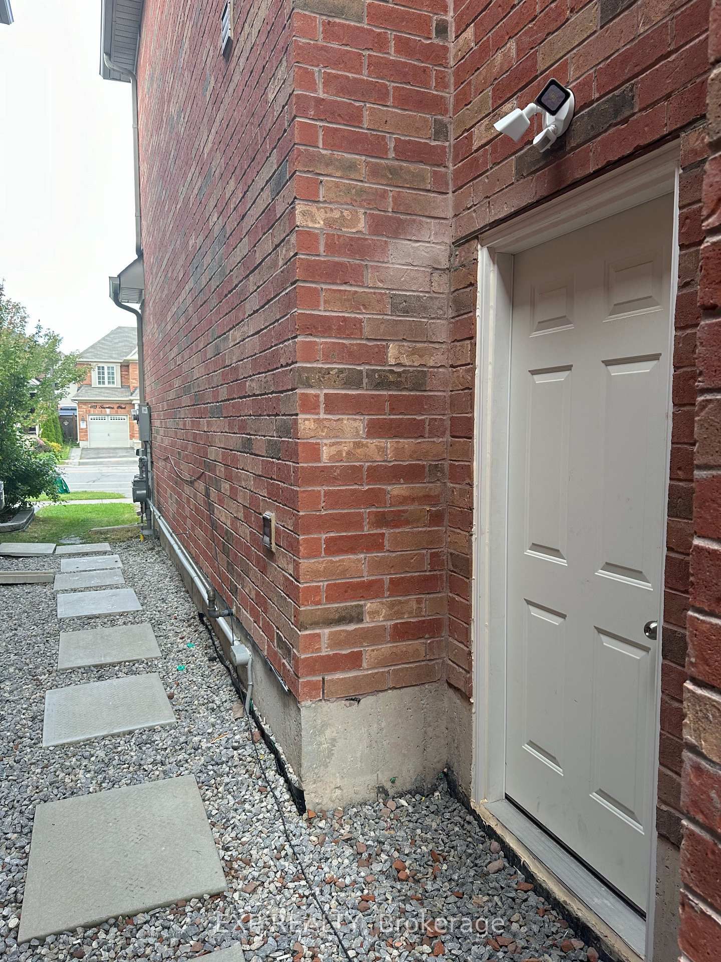 Detached House for lease at LOWER-1116 Savoline Boulevard, Milton, Ontario, L9T 7T1 - Harrison - MLS: W12641534