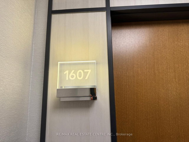 1607 - 20 Shore Breeze Drive