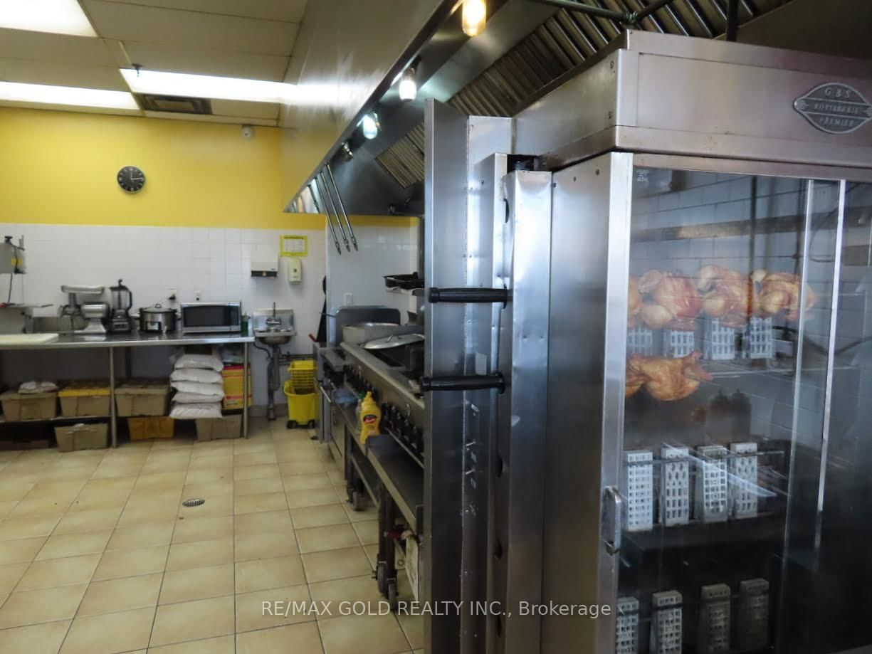 2300 Finch Avenue, Unit 67 - Photo 13