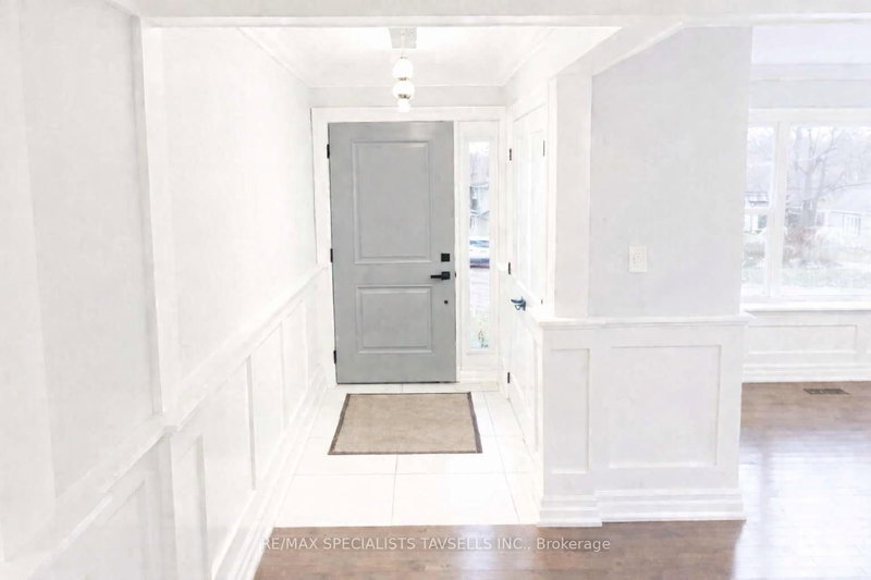 10 Victoria St, Caledon, L7C 1G7 | Image 3