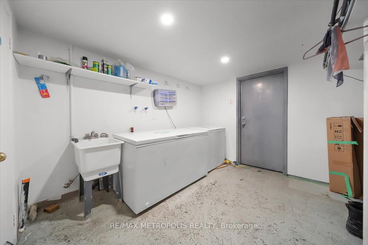 1226 King Street W - Photo 16