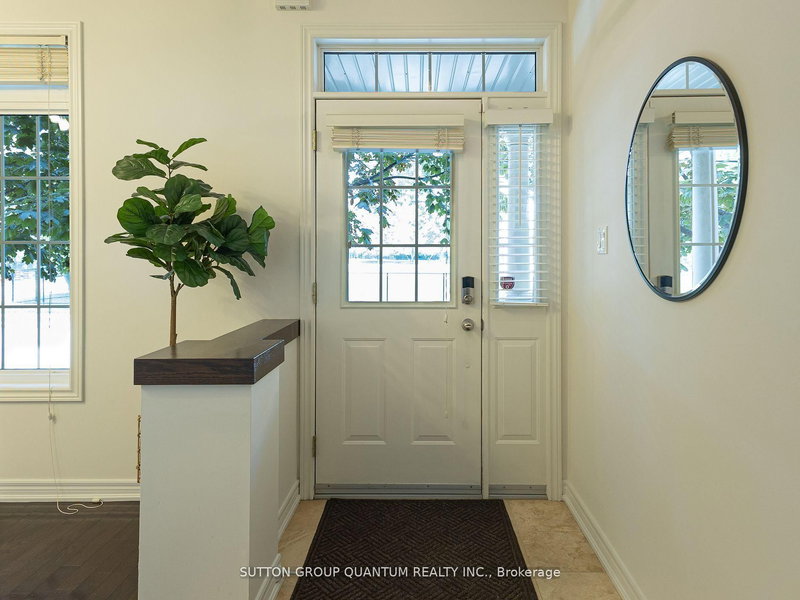 50 Rosewood Ave, Mississauga, L5G 4W3 | Image 3