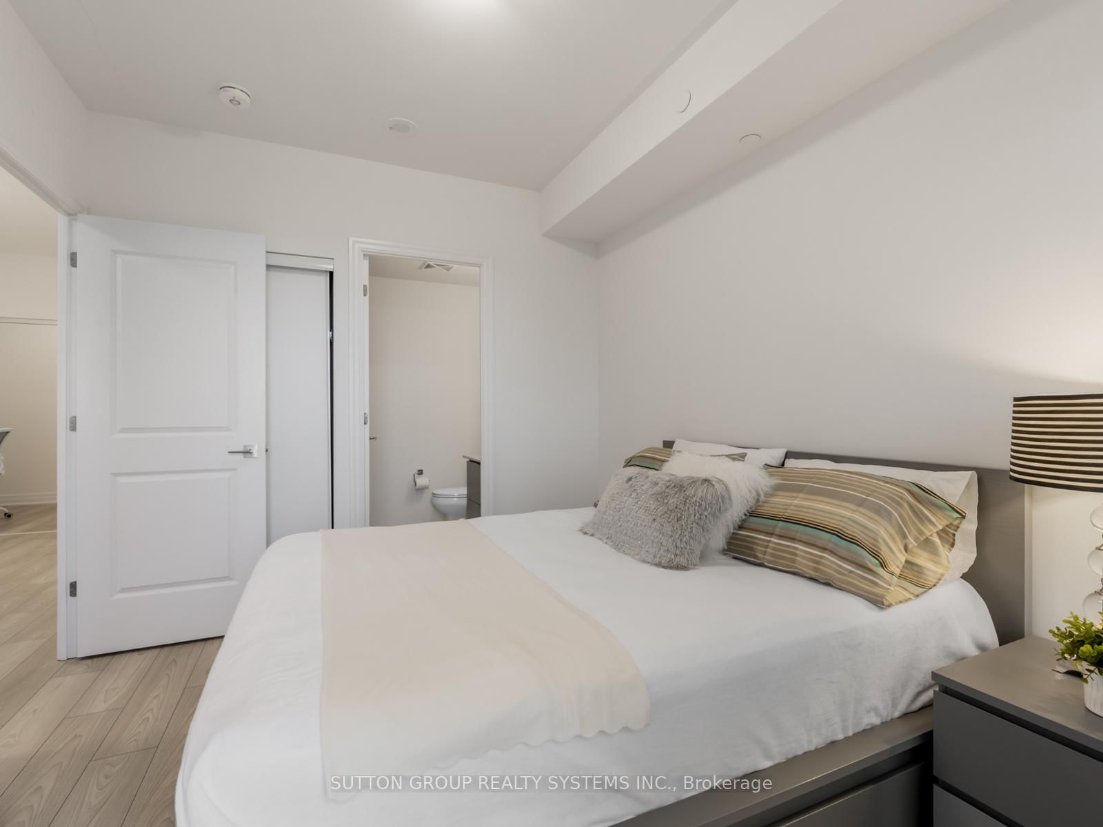 36 Elm Drive W, Unit 3206 - Photo 16