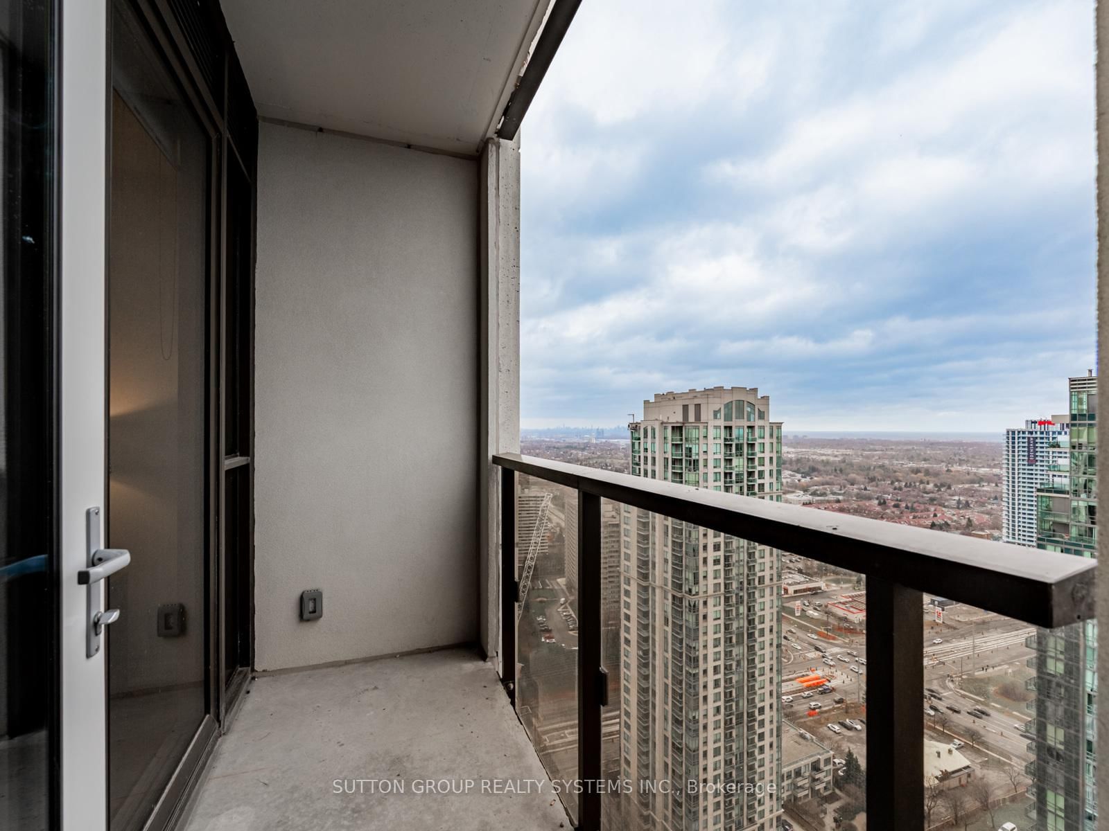 36 Elm Drive W, Unit 3206 - Photo 22