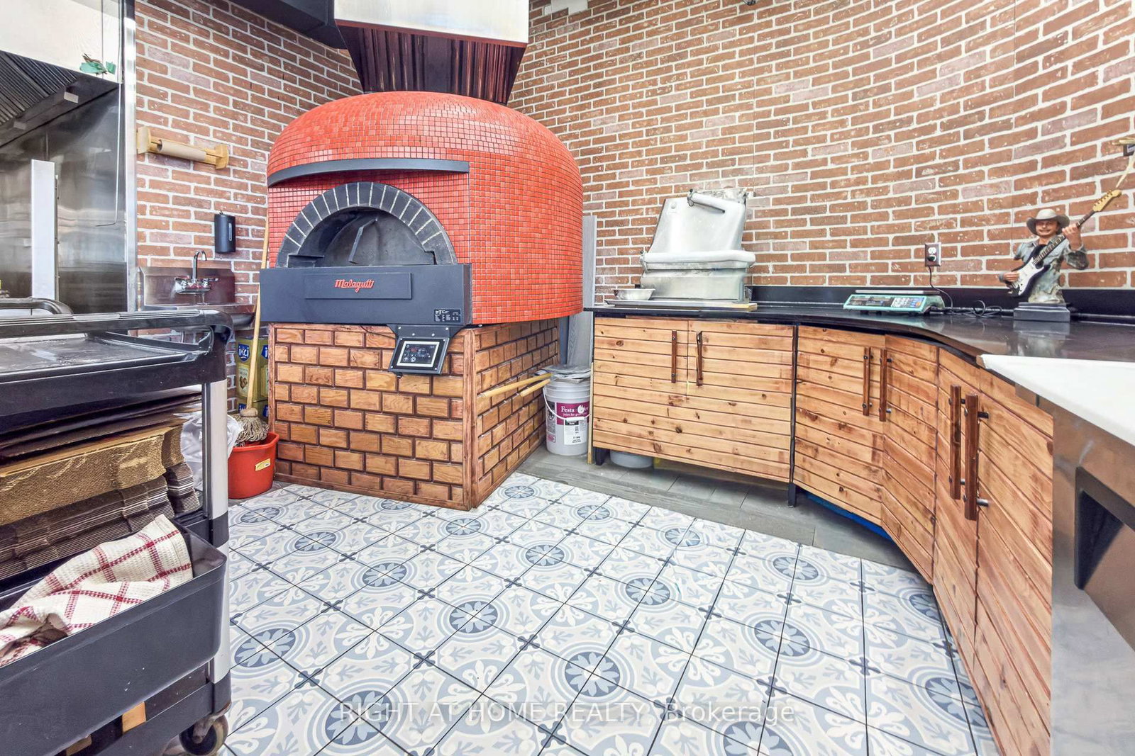 3350 Dufferin Street, Unit 1 - Photo 18