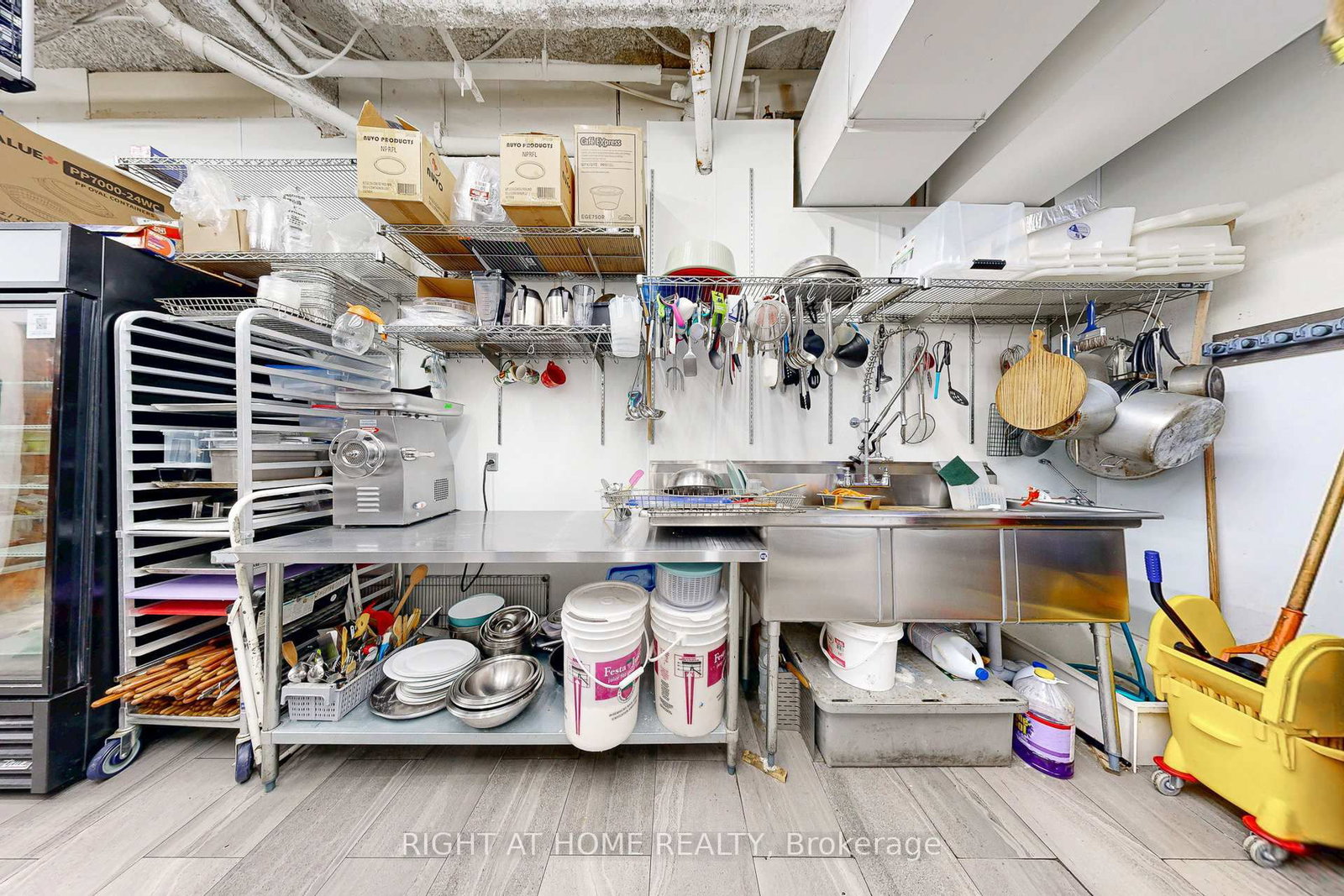 3350 Dufferin Street, Unit 1 - Photo 26