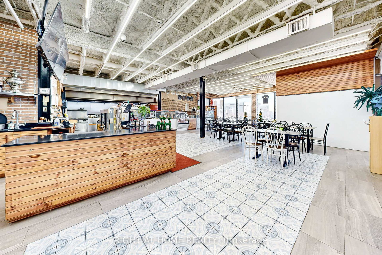 3350 Dufferin Street, Unit 1 - Photo 3