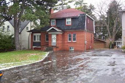 Detached House sold at 1372 Islington Avenue, Toronto, Ontario, M9A3K6 - Princess-Rosethorn - MLS: W1264836