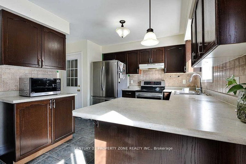 84 Tideland Dr, Brampton, L7A 2W1 | Image 3