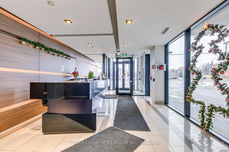 105 - 1135 Cooke Blvd, Burlington, L7T 0C3 | Image 3