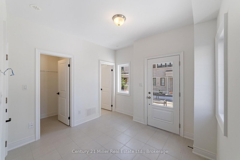 36 - 260 Melody Common, Oakville, L6H 8A5 | Image 3