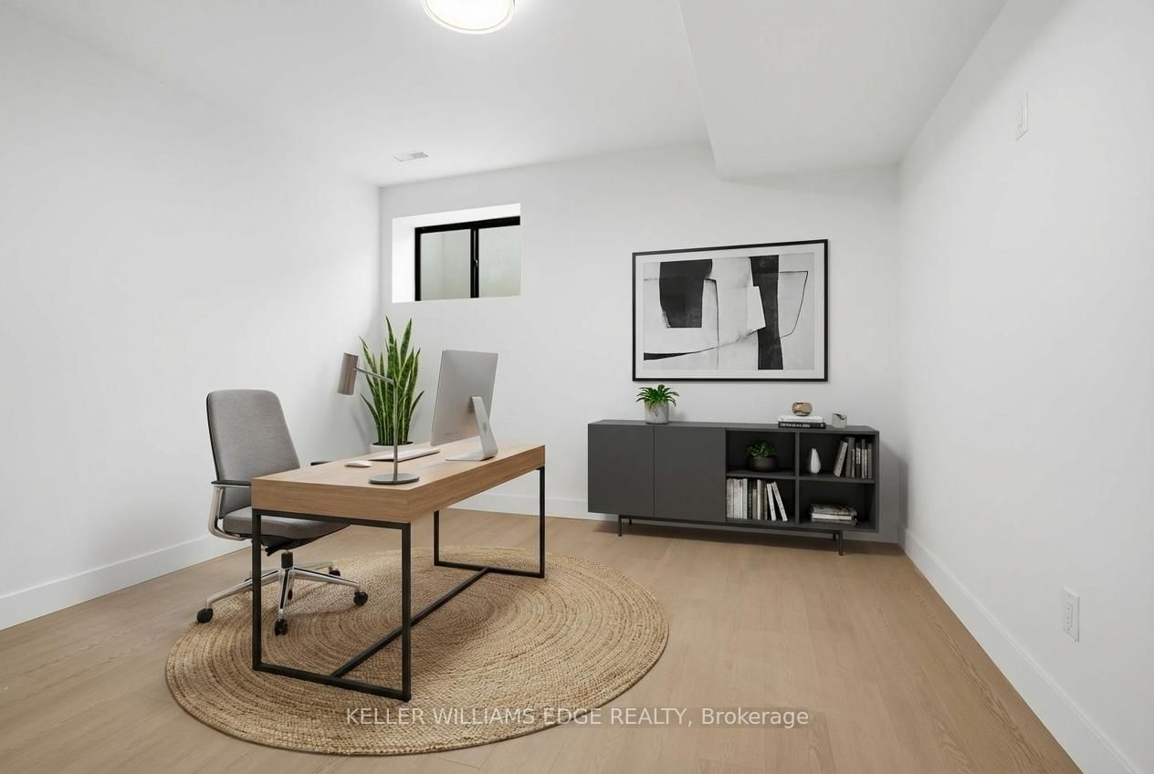 Detached House for sale at 427 Pine Cove Road, Burlington, Ontario, L7N 1W4 - Roseland - MLS: W12649750