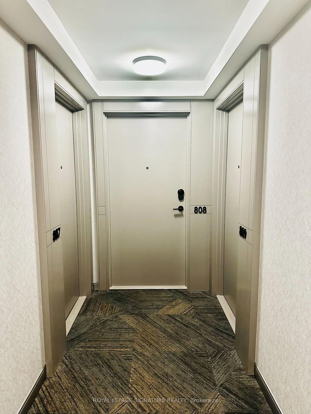 808 - 4675 Metcalfe Avenue