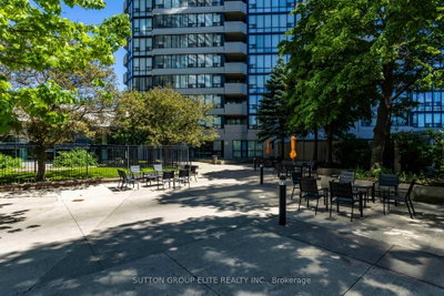 Condo sold at 1206-330 Rathburn Road, Mississauga, Ontario, L5B 3Y1 - Creditview - MLS: W12651678