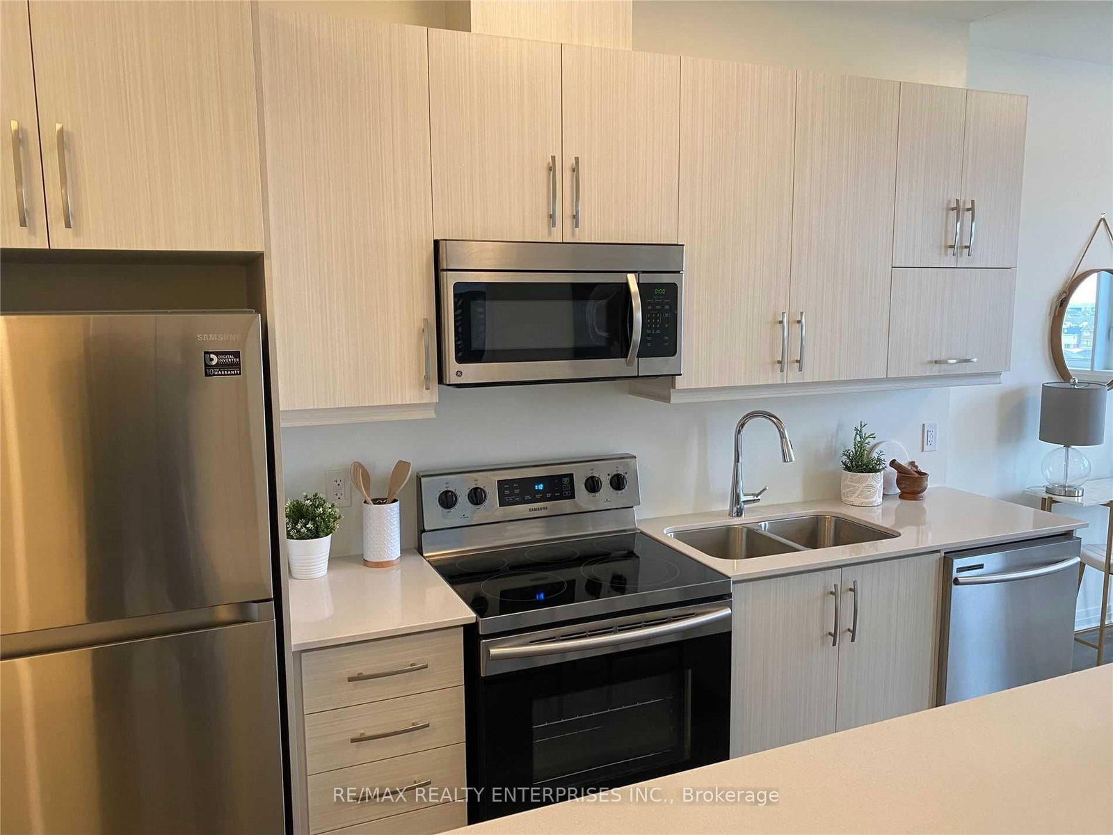 Condo for lease at 603-1105 Leger Way, Milton, Ontario, L9E 1K7 - Ford - MLS: W12652134