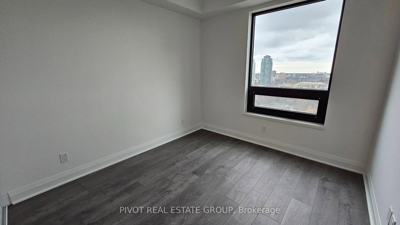 2 Erskine Road, Unit 1303 - Photo 10