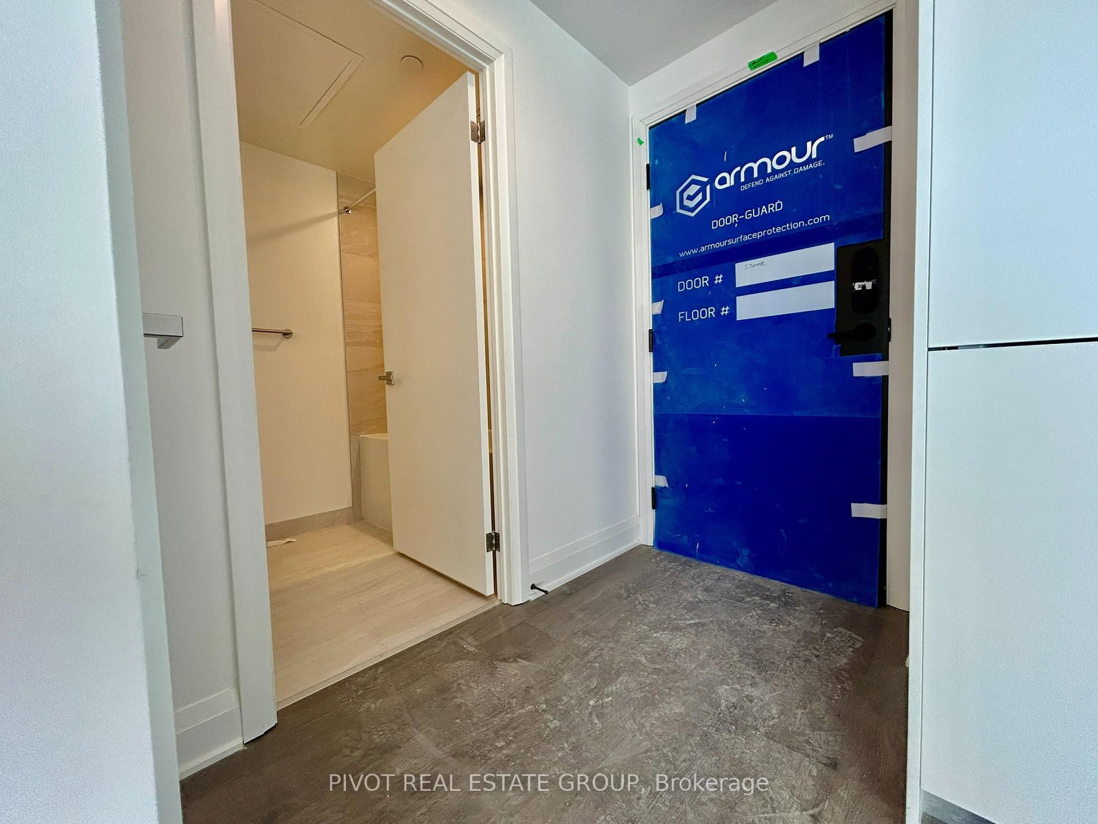 2 Erskine Road, Unit 1303 - Photo 9