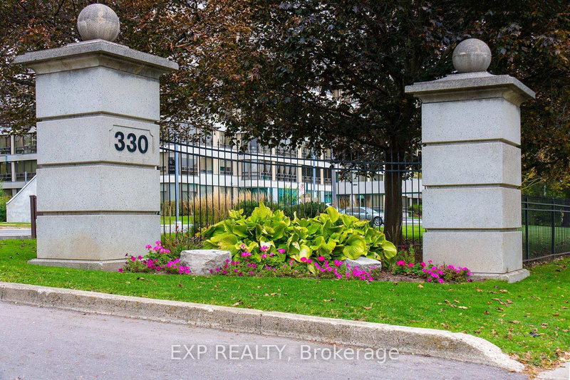 703 - 330 Mill St S, Brampton, L6Y 3V3 | Image 2