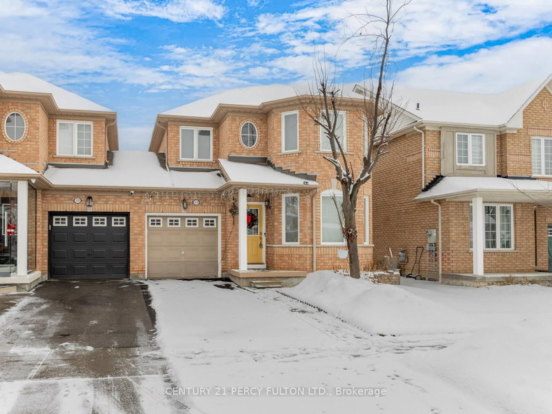 3040 Bentley Dr, Mississauga, L5M 6W2 | Image 2