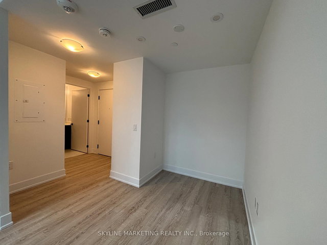 114 - 2450 Old Bronte Road