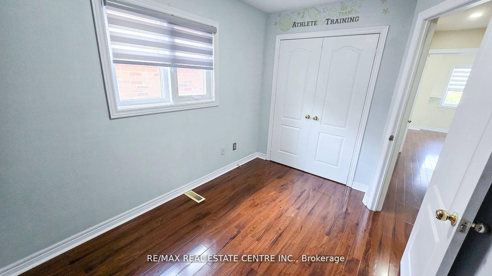 Semi-Detached House for sale at 131 Seahorse Avenue, Brampton, Ontario, L6V 4N5 - Madoc - MLS: W12656722