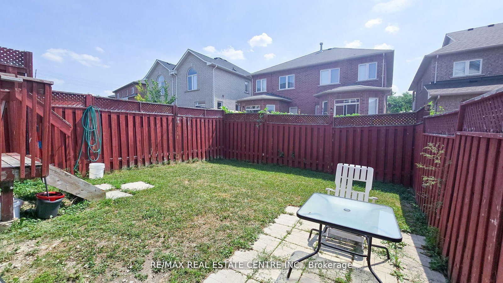 Semi-Detached House for sale at 131 Seahorse Avenue, Brampton, Ontario, L6V 4N5 - Madoc - MLS: W12656722