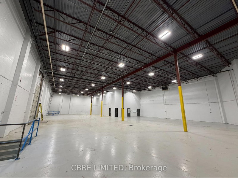 4090 Ridgeway Dr photo 3