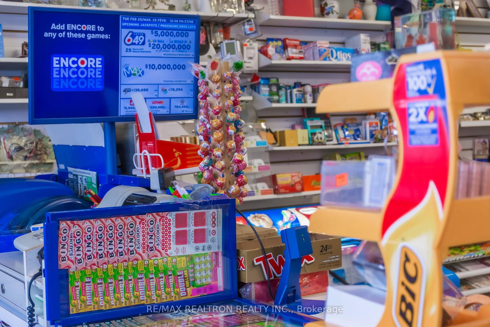 113 Lambton Avenue - Photo 5