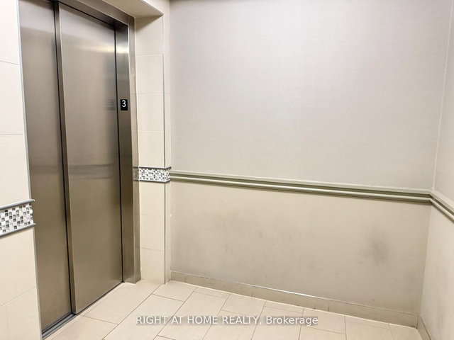 309 - 50 Sky Harbour Drive