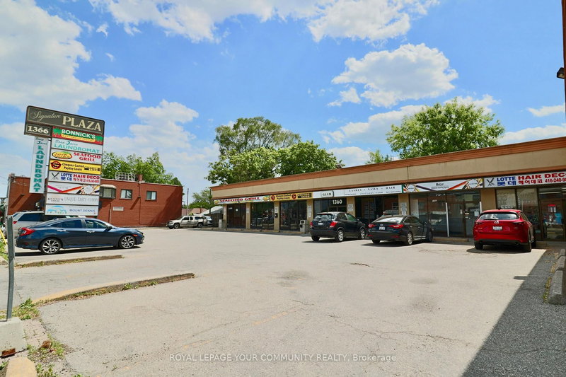 1370 Weston Rd, Toronto, M6M 4R8 | Image 3