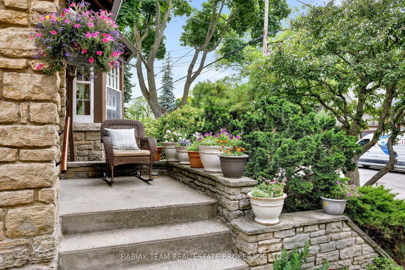 16 Palisades, Toronto, M6S 2W8 | Image 3