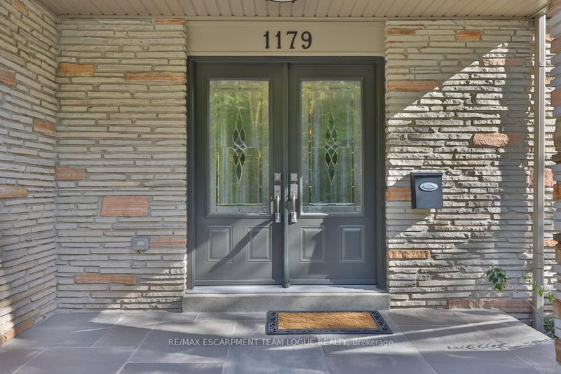 1179 Havendale Blvd, Burlington, L7P 3R6 | Image 2