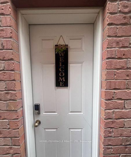 52 Versailles Crescent, Unit Basement - Photo 2