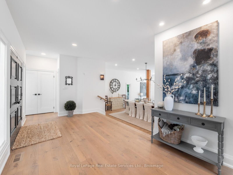 74 West St, Oakville, L6L 2Y7 | Image 3