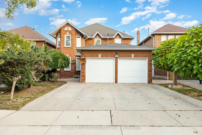 home for lease on A-5214 Springbok Crescent