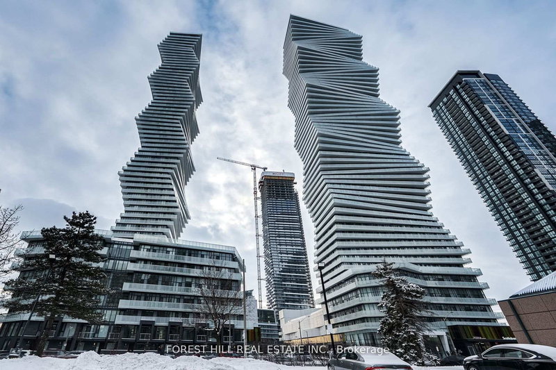 home for lease on 1201-3900 Confederation Pkwy