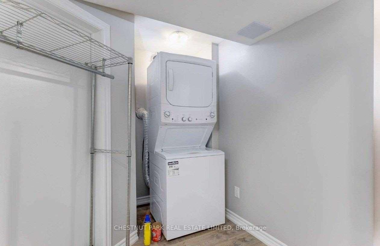 110 Livingstone Avenue, Unit Lower - Photo 9