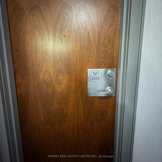 1605 - 33 Elm Drive W