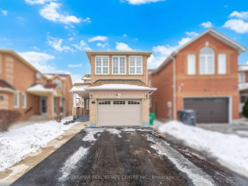 6 Mannel Cres, Brampton, L6Y 5E1 | Image 2
