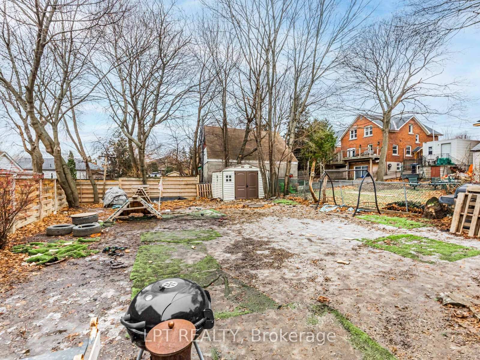 Listing Image 5