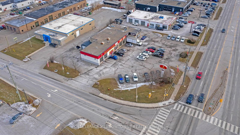 341 Guelph St, Halton Hills, L7G 4B6 | Image 2