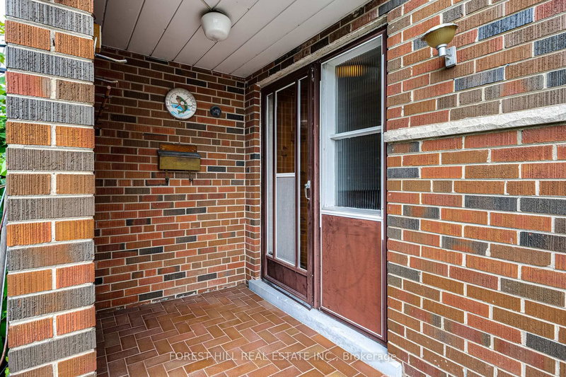 73 Talent Cres, Toronto, M9M 2N5 | Image 3