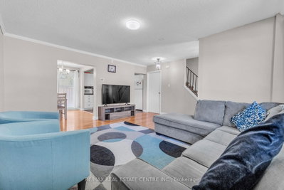 105 Hansen Brampton,ON L6V 3C9 — Photo 5