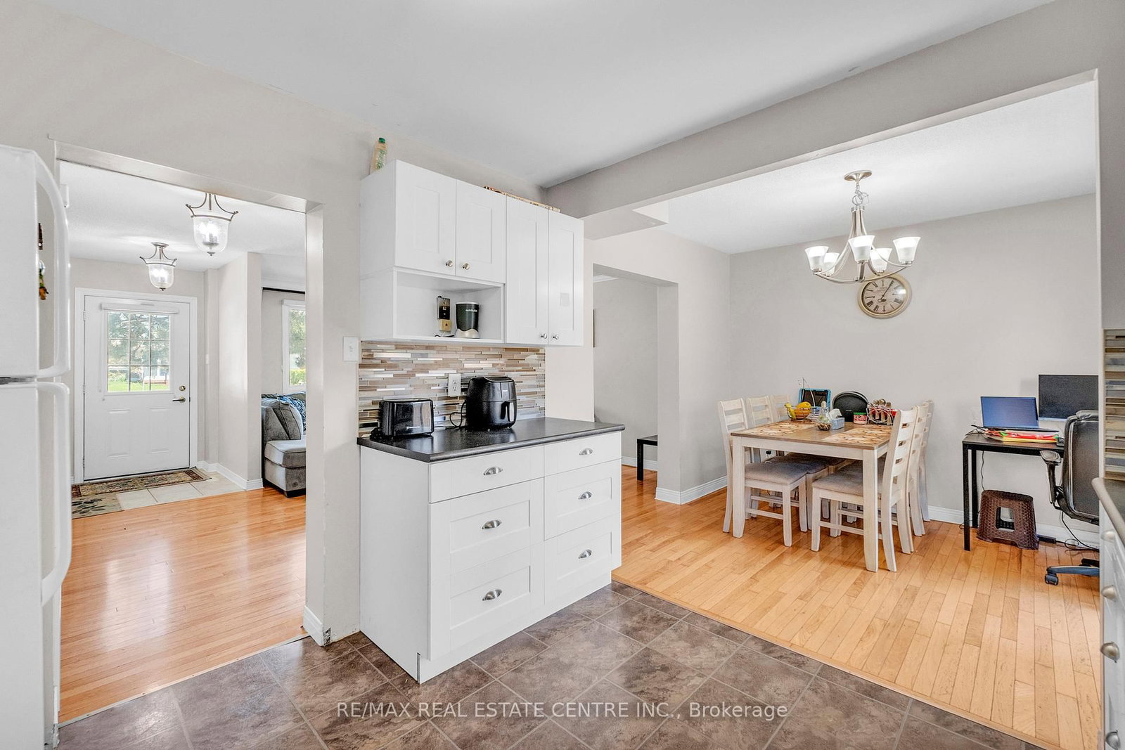 105 Hansen Brampton,ON L6V 3C9 — Photo 7