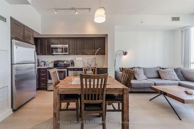 Unit 2706 — 2220 Lake Shore Boulevard W — more photos
