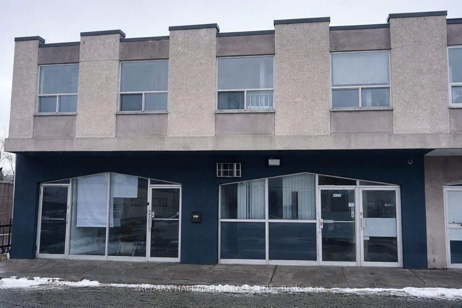 2565 Hurontario Street, Unit Main Fl - Photo 2