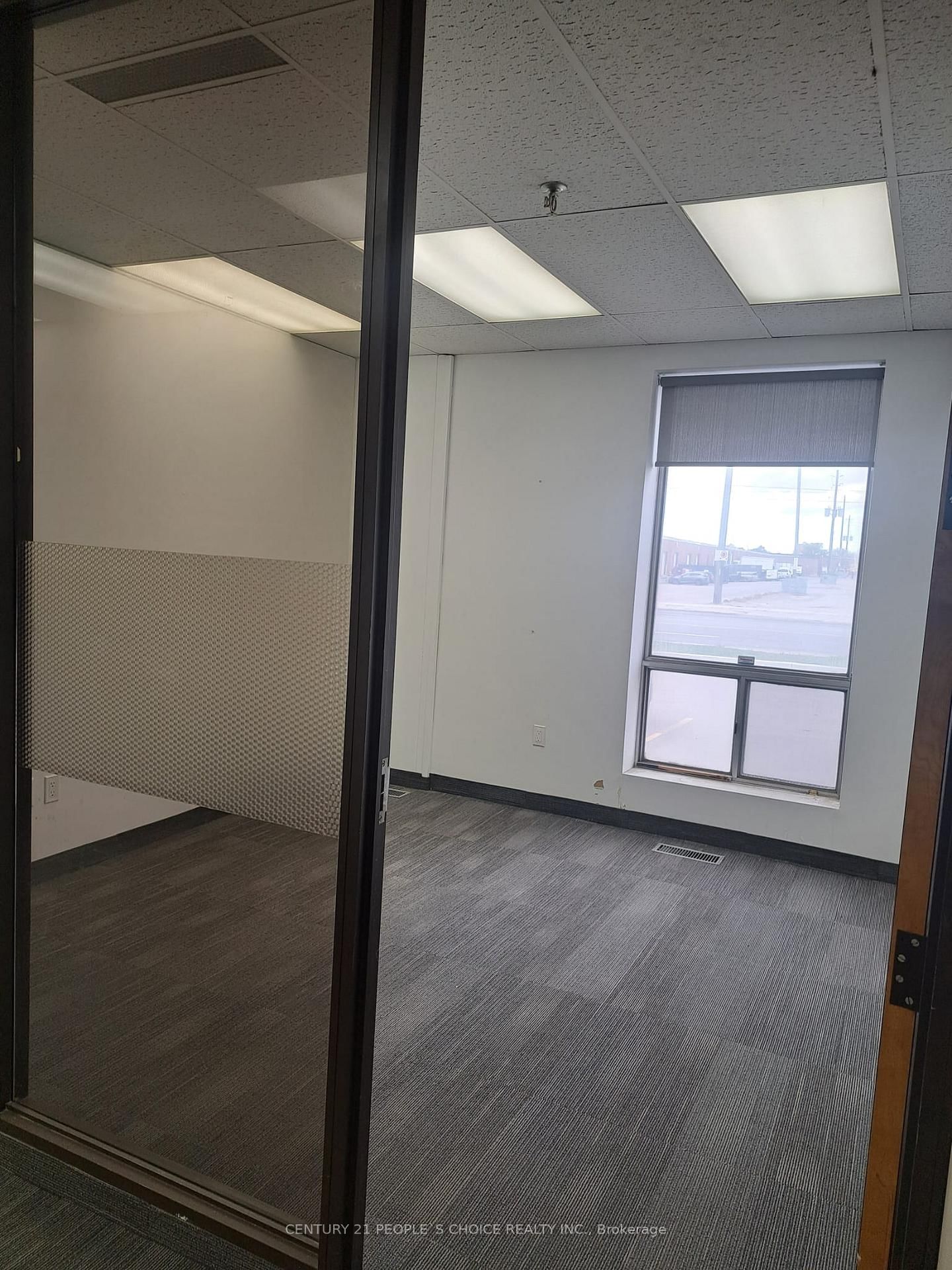 2465 Cawthra Road, Unit 101 - Photo 2