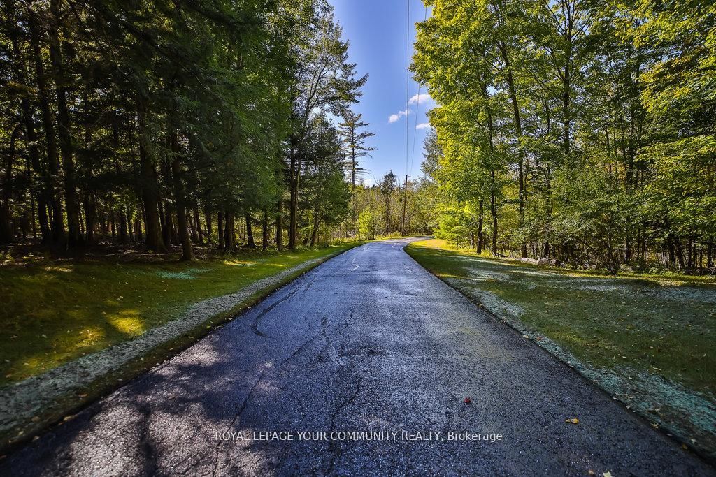 Detached House for sale at 8339 Finnerty Sideroad, Caledon, Ontario, L0N 1E0 - Palgrave - MLS: W12669798