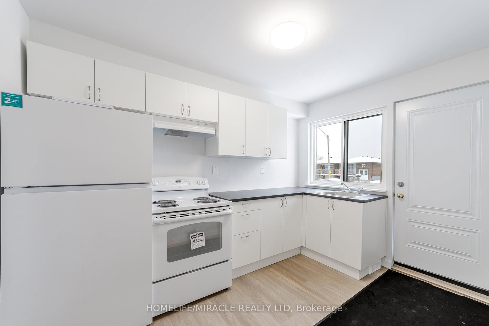 Semi-Detached House sold at 3309 Jolliffe Avenue, Mississauga, Ontario, L4T 1V6 - Malton - MLS: W12670100