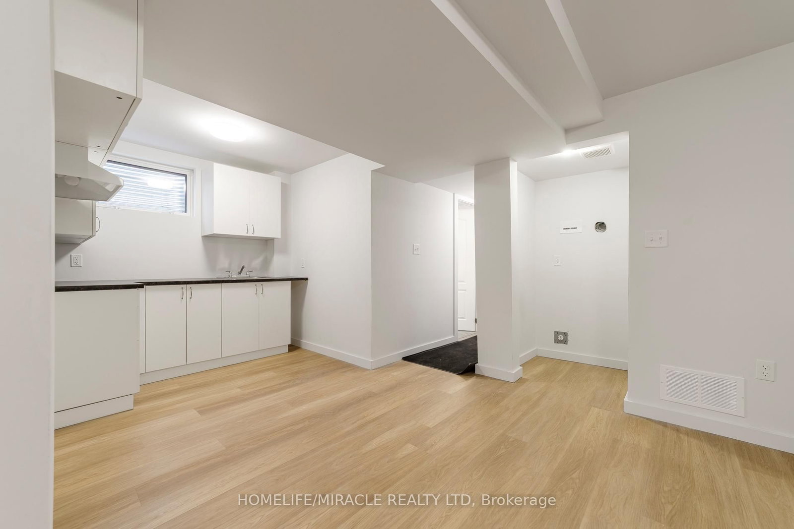 Semi-Detached House sold at 3309 Jolliffe Avenue, Mississauga, Ontario, L4T 1V6 - Malton - MLS: W12670100